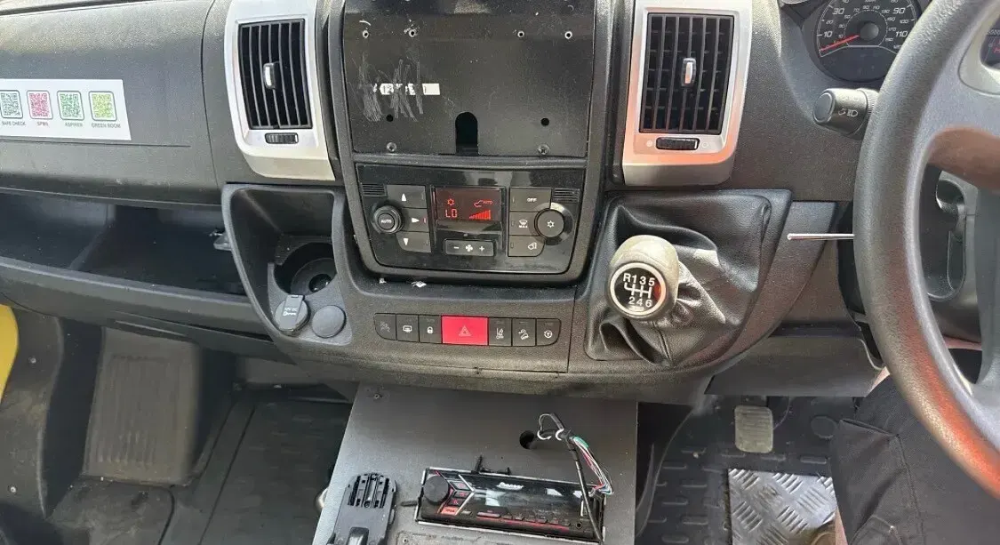 Used Fiat Ducato 180 HP (132 kW) 2018 Yellow Van