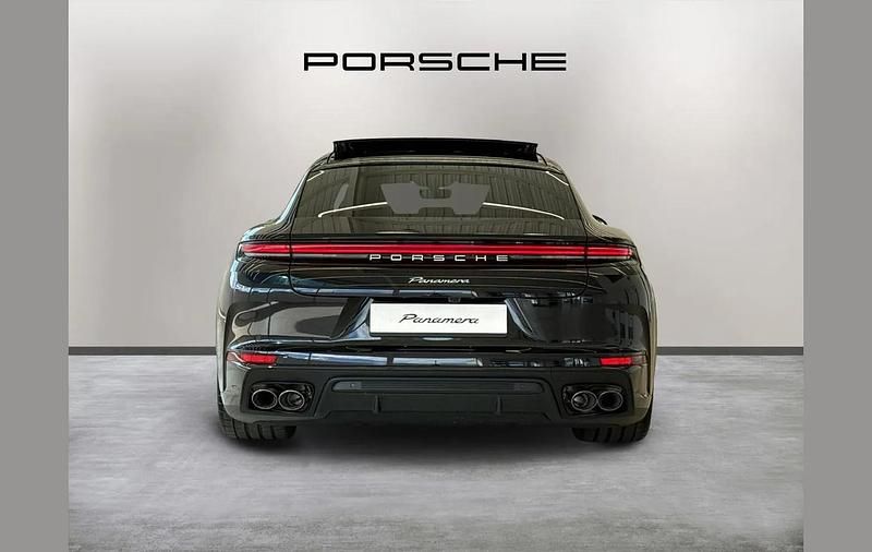 Used Porsche Panamera 348 HP (255 kW) 2025 Black Hatchback