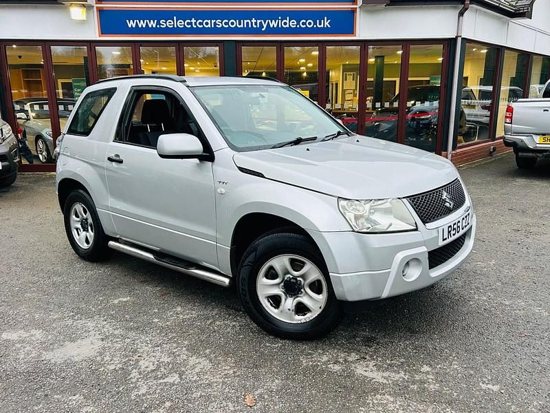Silver Used 2006 Suzuki Grand Vitara Estate | £2,695 - Image 1/4