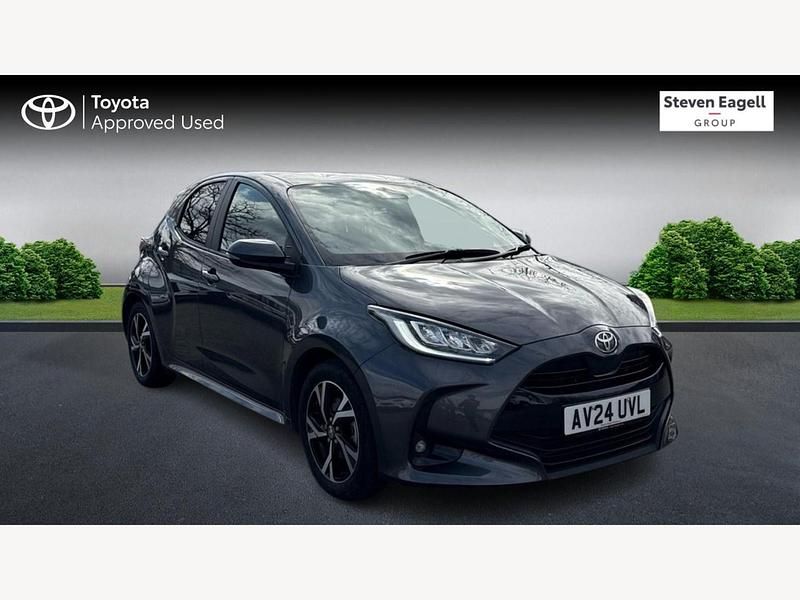 Used Toyota Yaris Hybrid Design 2024 Grey Hatchback