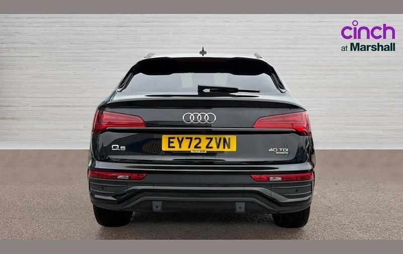 Used Audi Q5 Sportback Comfort 200 HP (147 kW) 2022 Black SUV
