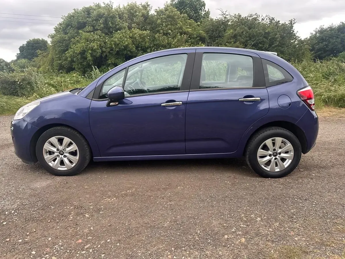 Used Citroën C3 PureTech 82 HP (60 kW) 2015 Blue Hatchback