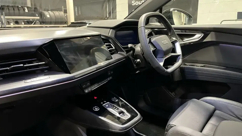 Used Audi Q4 e-tron Black Edition 210 kW (286 HP) 2025 Black SUV