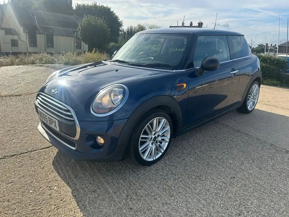 Used Mini One D Hatch 95 HP (69 kW) 2015 Blue Hatchback