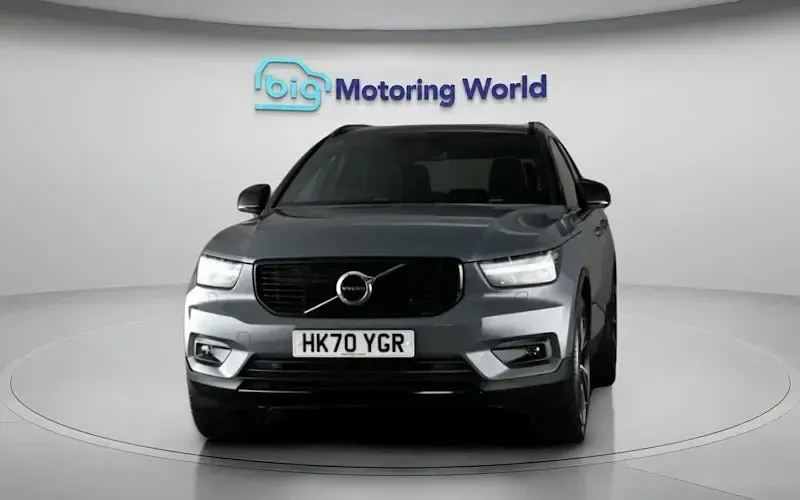 Used Volvo XC40 R-Design Pro 197 HP (144 kW) 2021 Grey SUV