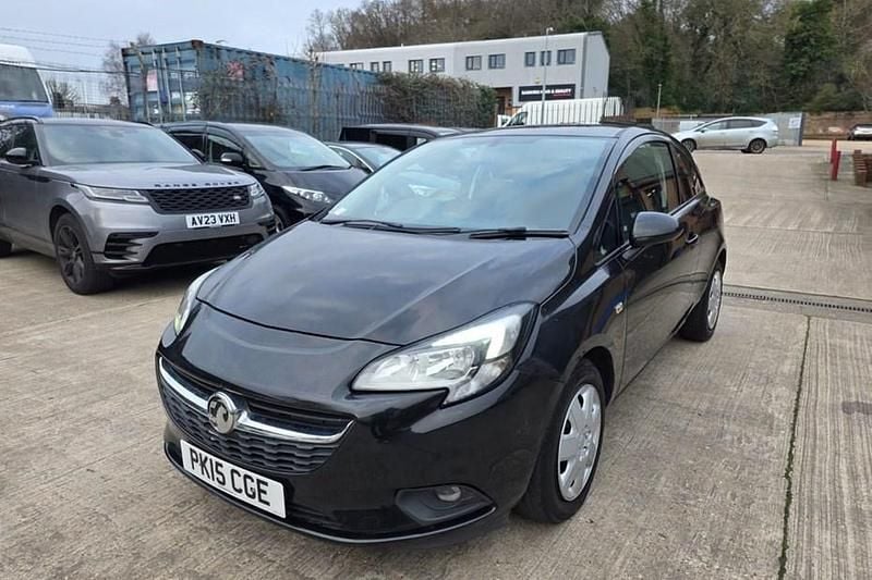 Used Vauxhall Corsa Design Edition 70 HP (51 kW) 2015 Black Hatchback