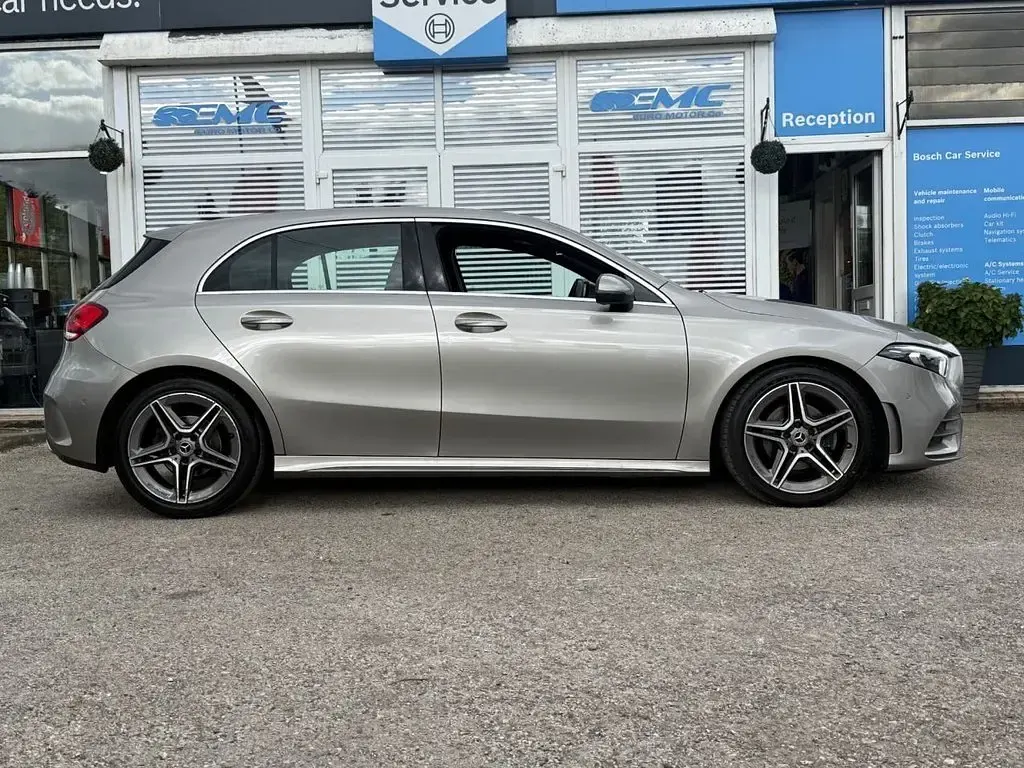 Used Mercedes A180 Executive 116 HP (85 kW) 2019 Silver Hatchback