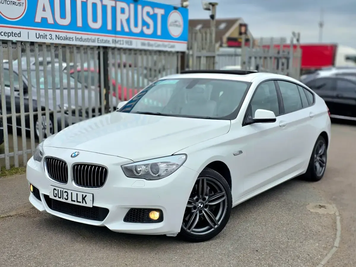 Used BMW 520 M Sport 2013 White Hatchback