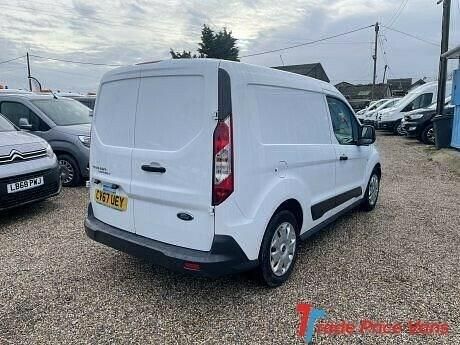 Used Ford Transit Connect Trend 2017 White MPV