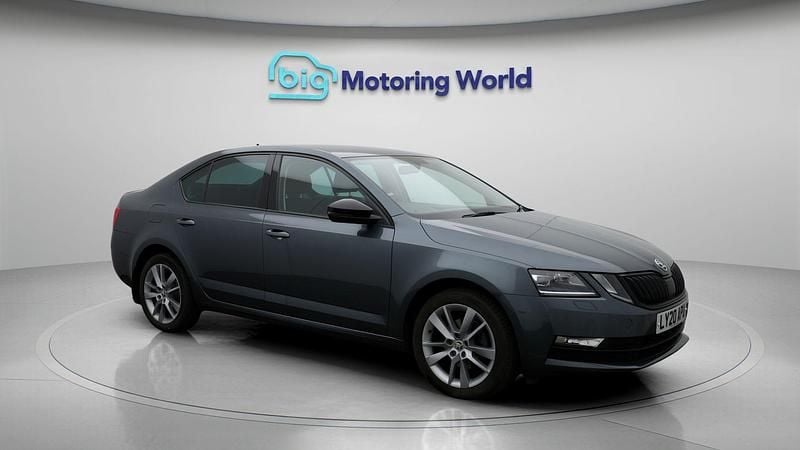 Used 2020 Skoda Octavia SE L | £14,193 (Super price) - Image 1/4