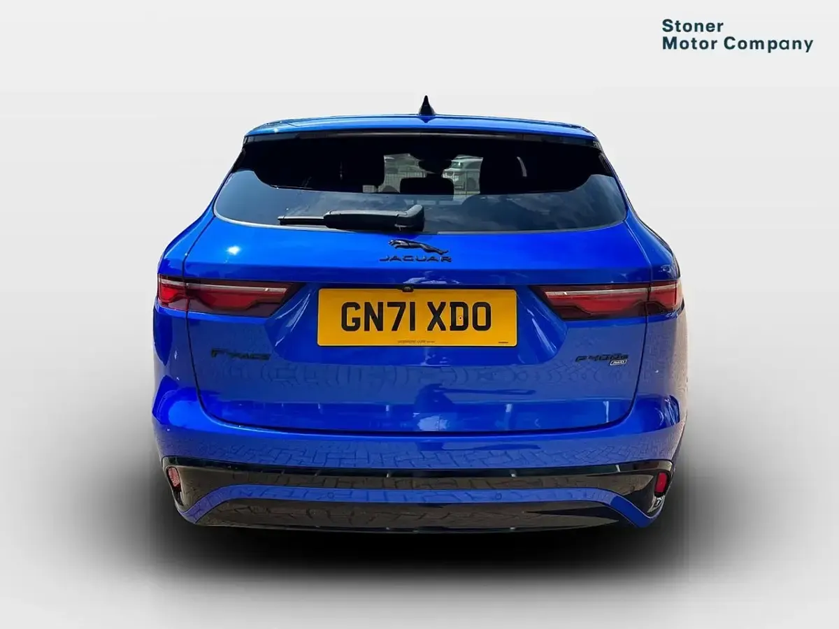Begagnad Jaguar F-Pace R-Dynamic 404 HK (297 kW) 2021 SUV