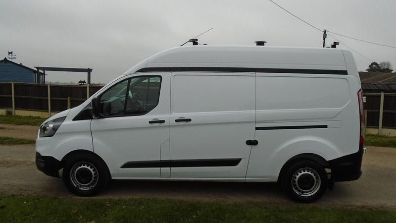 Used Ford Transit Custom 130 HP (95 kW) 2018 White Van