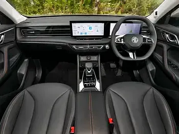 New MG HS Trophy 224 HP (164 kW) 2026 Red SUV