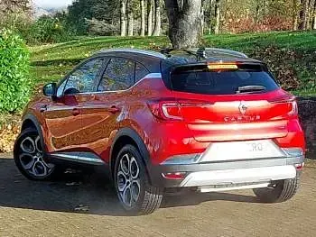 Used Renault Captur Techno 160 HP (117 kW) 2023 Red SUV