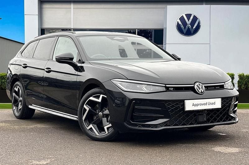 Black New 2025 VW Passat R-line Estate | £33,989 (Good price) - Image 1/4