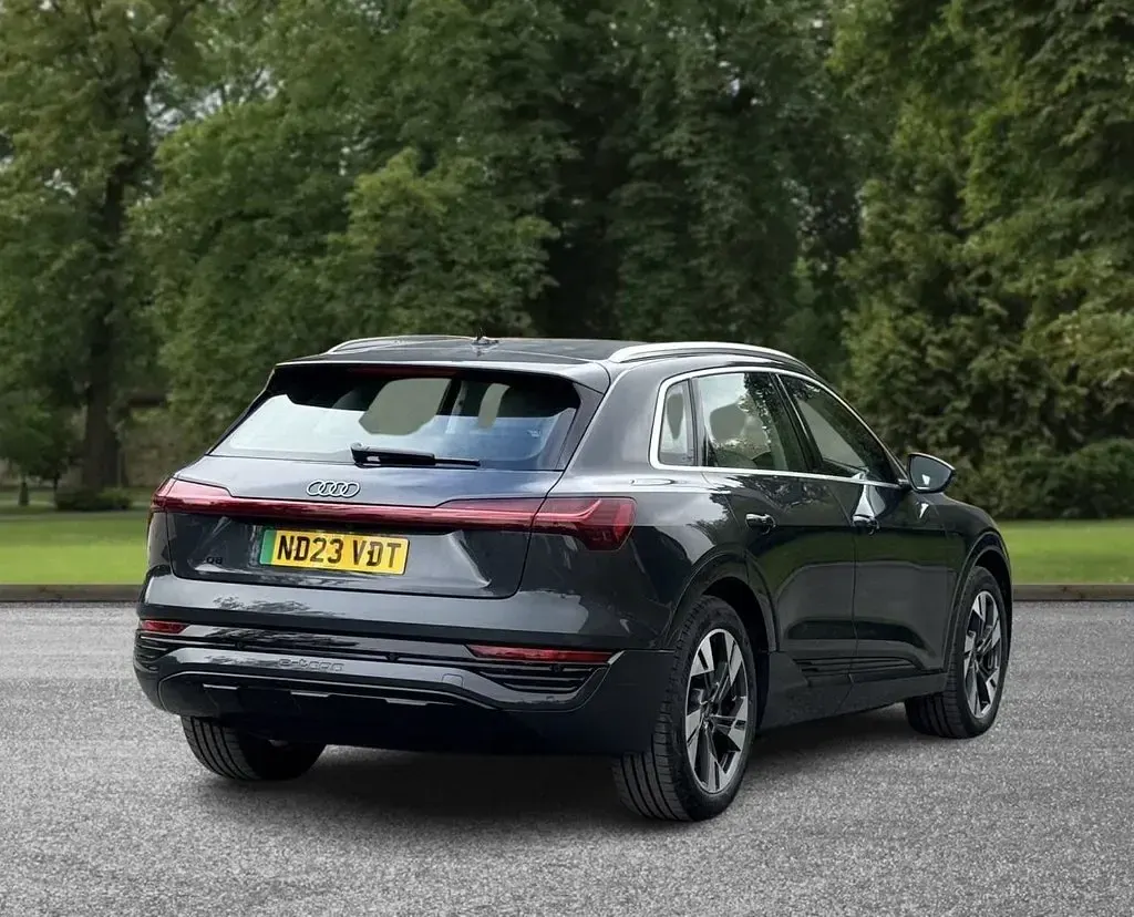 Used Audi Q8 e-tron Sport 11 kW (15 HP) 2023 Grey SUV