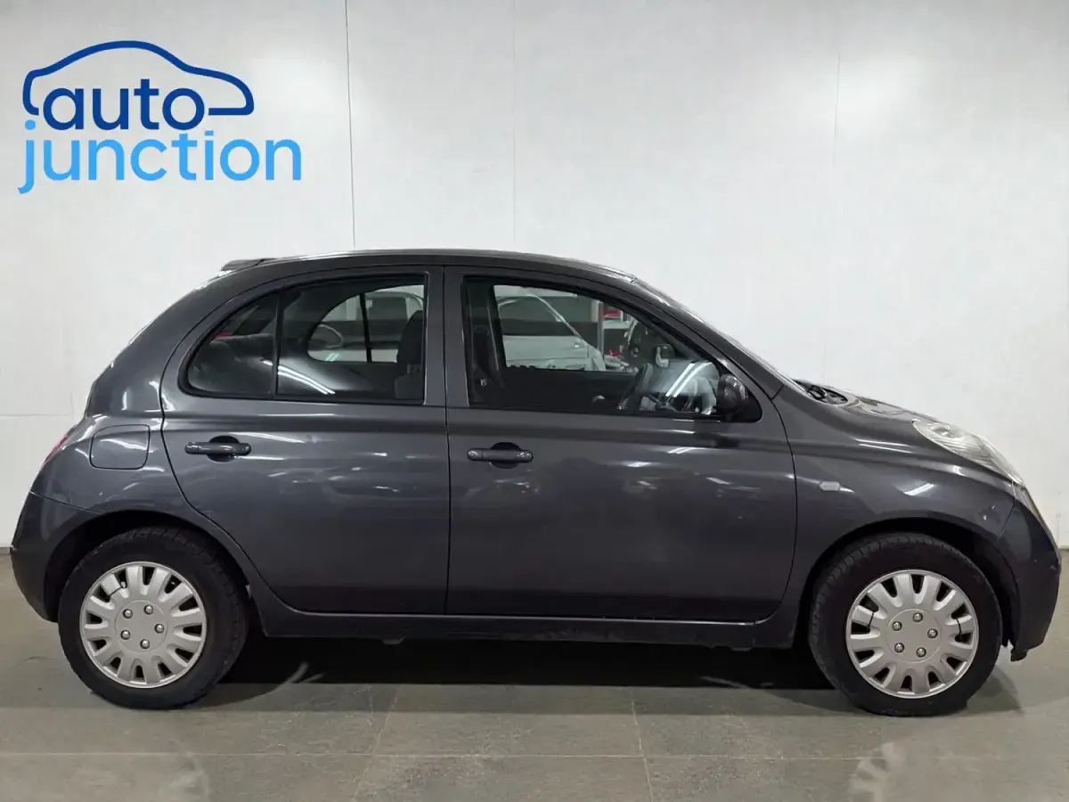 Used Nissan Micra SE 2005 Grey Hatchback