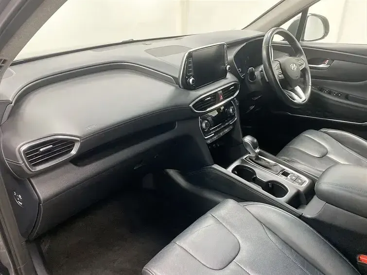 Used Hyundai Santa Fe Premium SE 197 HP (144 kW) 2019 Grey SUV