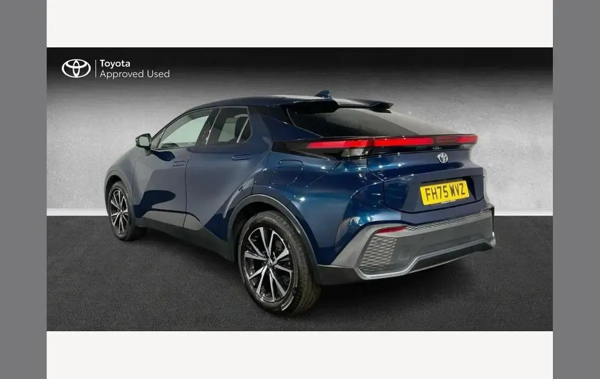 Used Toyota C-HR Design 220 HP (161 kW) 2026 Blue SUV