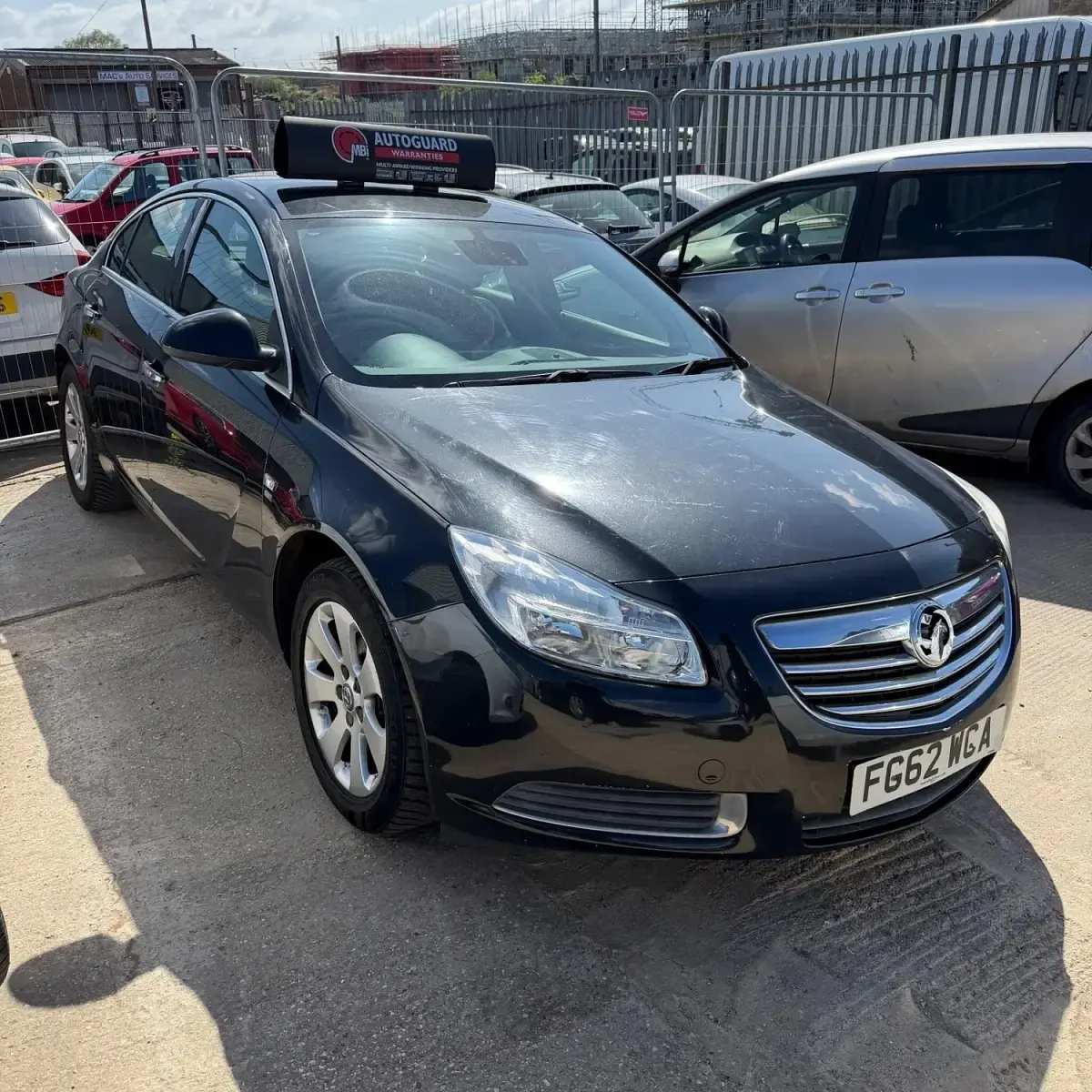 Second-hand Vauxhall Insignia S 2012 Negru Hatchback