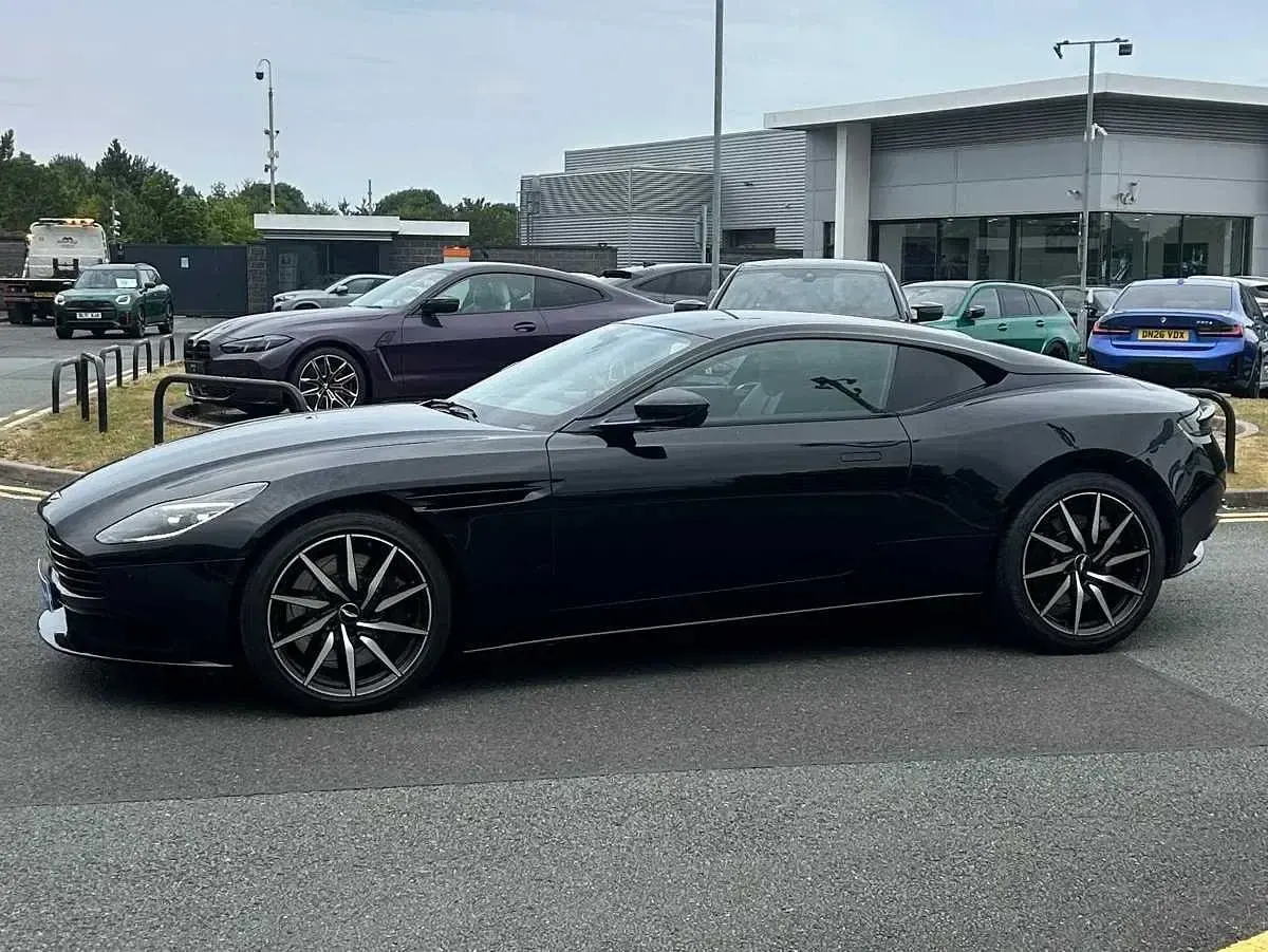 Used Aston Martin DB11 2019 Black Coupe