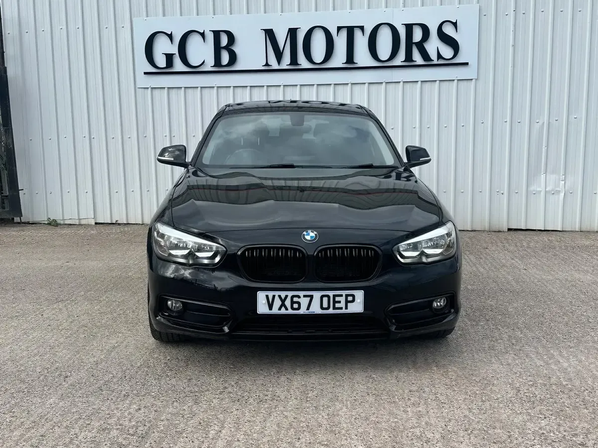 Used BMW 118 Sport Line 2017 Black Hatchback