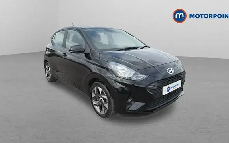 Used Hyundai i10 Advanced 63 HP (46 kW) 2024 Hatchback