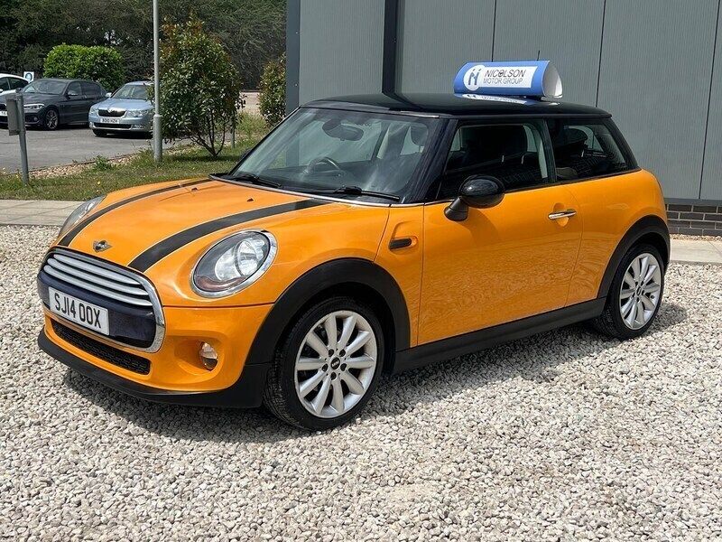 Orange Used 2014 Mini Cooper Hatch Hatchback | £5,799 (Fair price) - Image 1/4