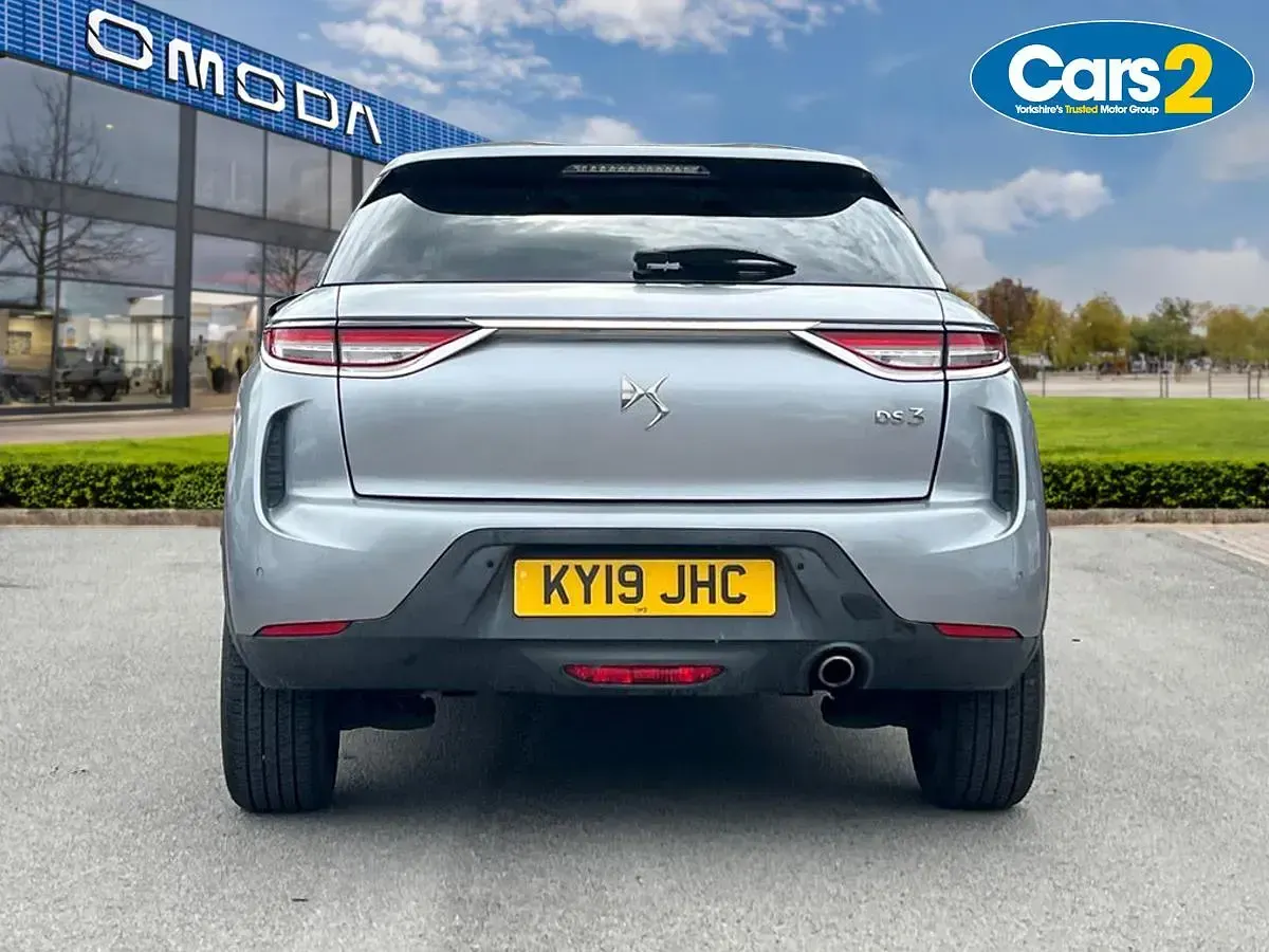Used DS Automobiles DS3 Prestige 100 HP (73 kW) 2019 Grey MPV