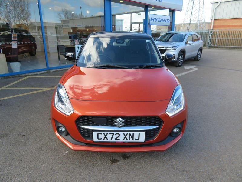 Usado Suzuki Swift SZ5 2023 Laranja Citadino