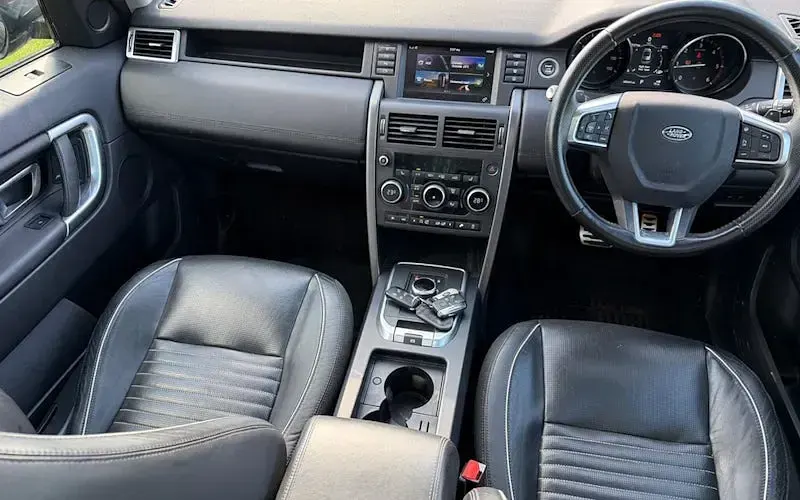 Used Land Rover Discovery Sport HSE Dynamic 179 HP (131 kW) 2016 Black SUV
