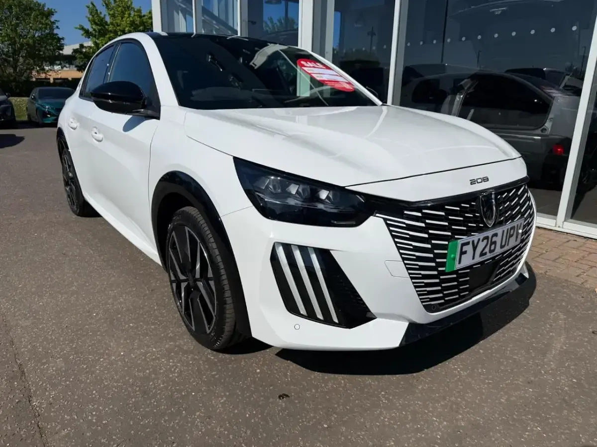 Nouă Peugeot e-208 GT 113 kW (154 CP) 2026 Hatchback