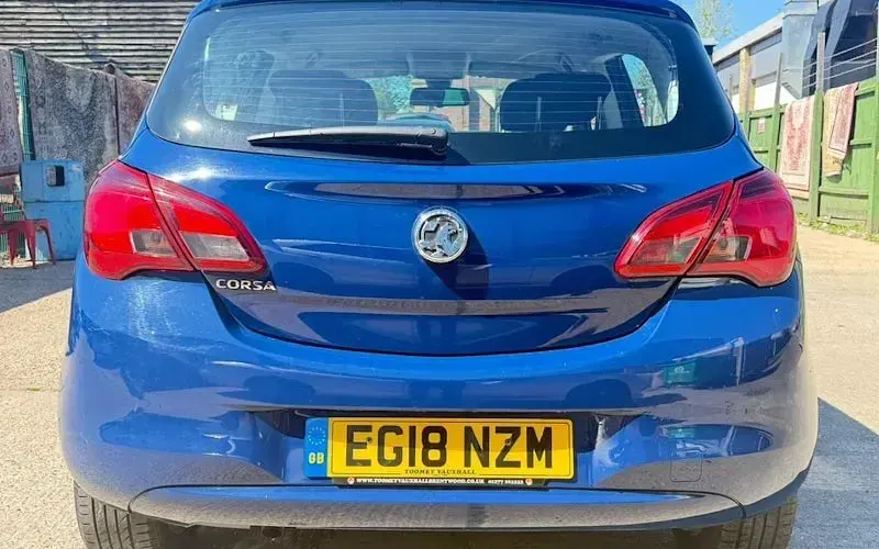 Begagnad Vauxhall Corsa 90 HK (66 kW) 2018 Blå Halvkombi
