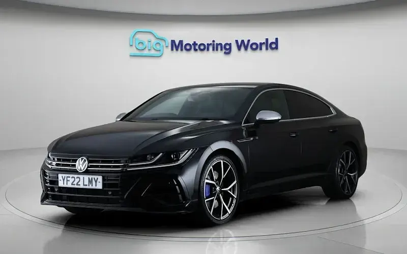 Used VW Arteon R 320 HP (235 kW) 2024 Estate