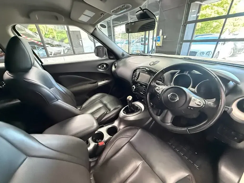 Used Nissan Juke Tekna 117 HP (86 kW) 2013 White SUV