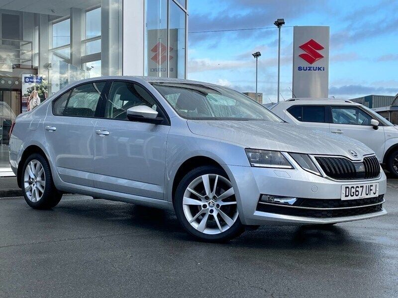 Silver Used 2017 Skoda Octavia SE Hatchback | £12,995 (Fair price) - Image 1/4