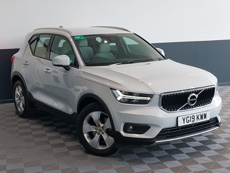Silver Used 2019 Volvo XC40 Momentum SUV | £22,298 (Fair price) - Image 1/4