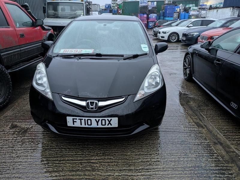 Second-hand Honda Jazz SI 90 CP (66 kW) 2010 Negru Hatchback