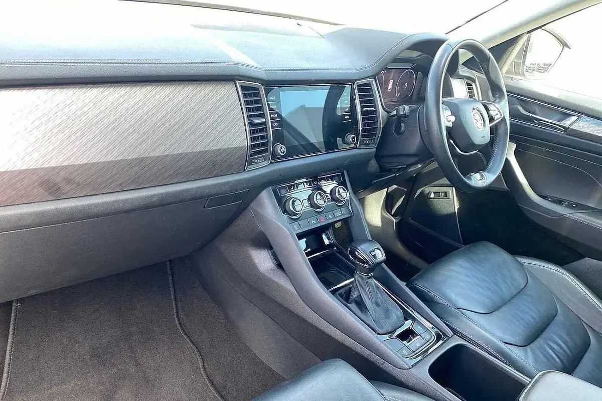 Used Skoda Kodiaq SE L Executive 110 HP (80 kW) 2024 Graphite grey metallic SUV