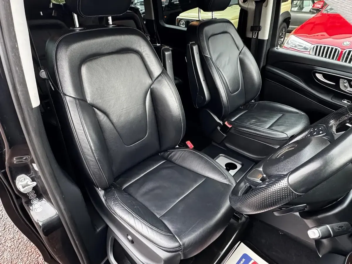 Used Mercedes V220 AMG line 190 HP (139 kW) 2017 Black MPV