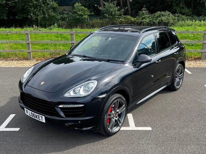 Black Used 2014 Porsche Cayenne Turbo SUV | £26,990 - Image 1/4