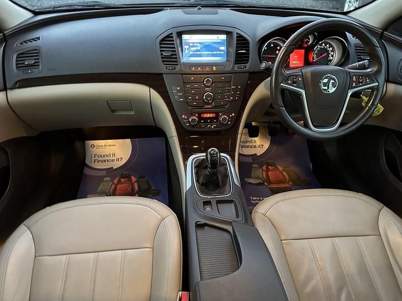 Used Vauxhall Insignia Elite 160 HP (117 kW) 2010 Black Hatchback