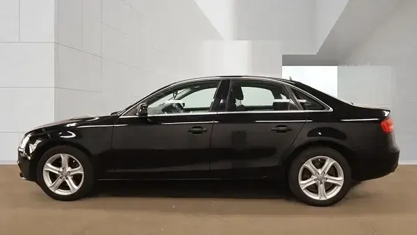 Begagnad Audi A4 170 HK (125 kW) 2012 Svart Sedan