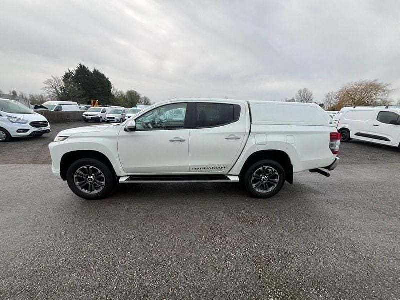 Used Mitsubishi L200 2021 White Pickup