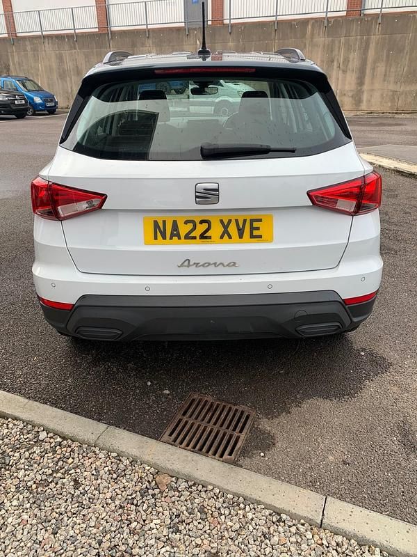 Used Seat Arona SE Technology 2022 White SUV
