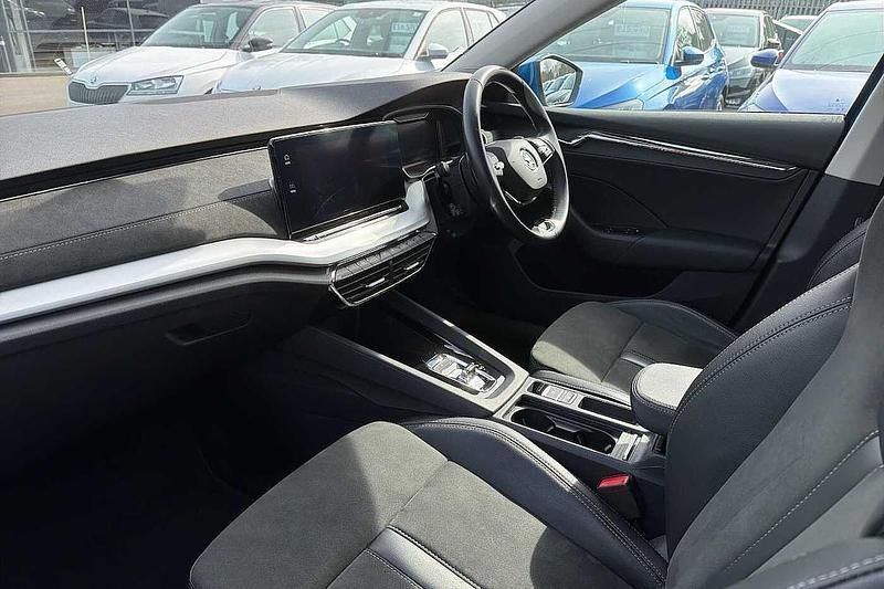 Used Skoda Octavia SE L 147 HP (108 kW) 2023 Blue Estate