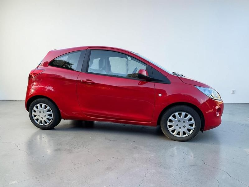 Używany Ford Ka 69 KM (50 kW) 2013 Czerwony Hatchback