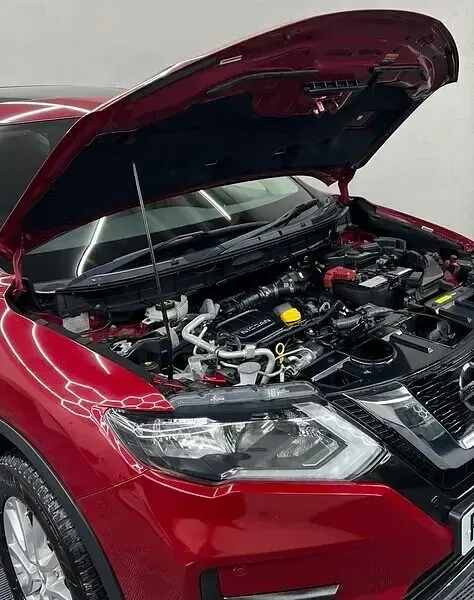 Used Nissan X-Trail Acenta 130 HP (95 kW) 2017 Red SUV