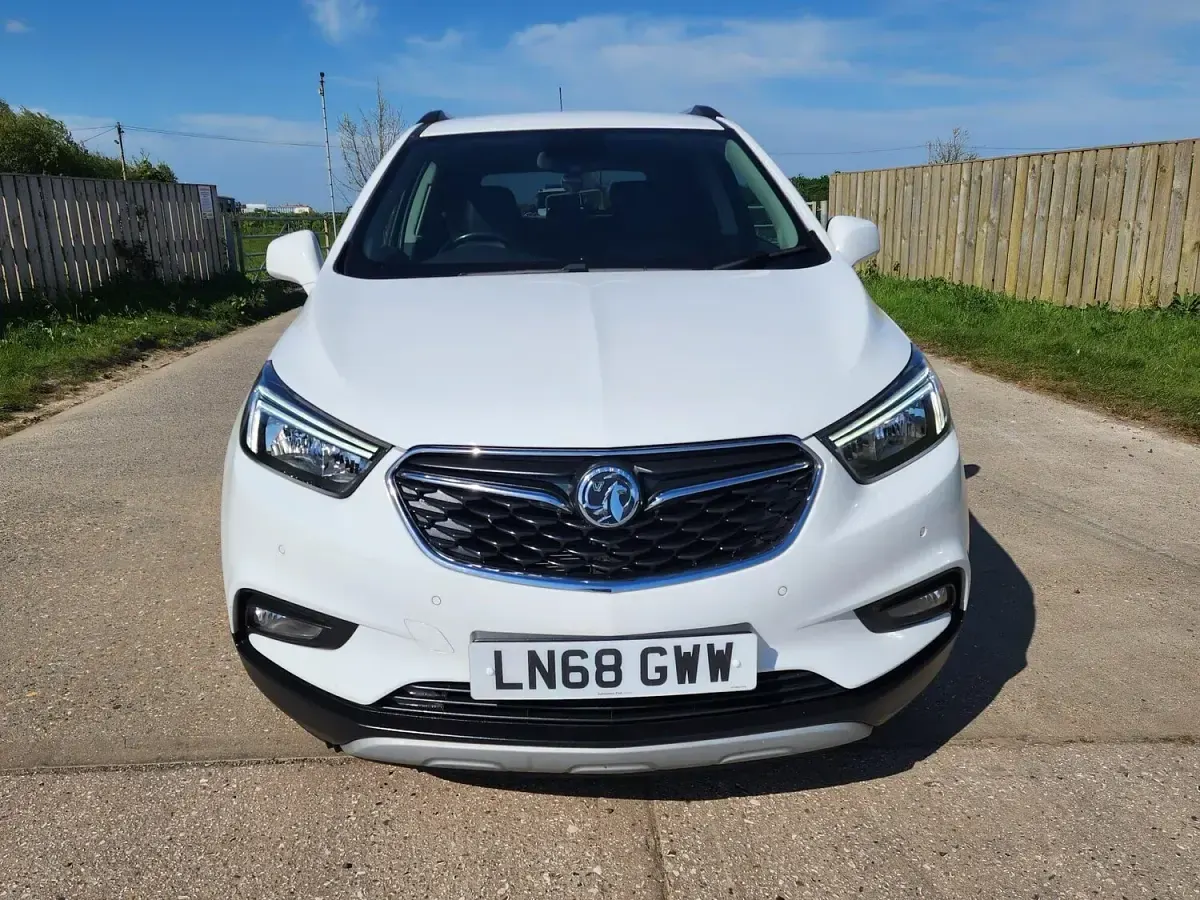 Used Vauxhall Mokka X Elite 140 HP (102 kW) 2018 White SUV