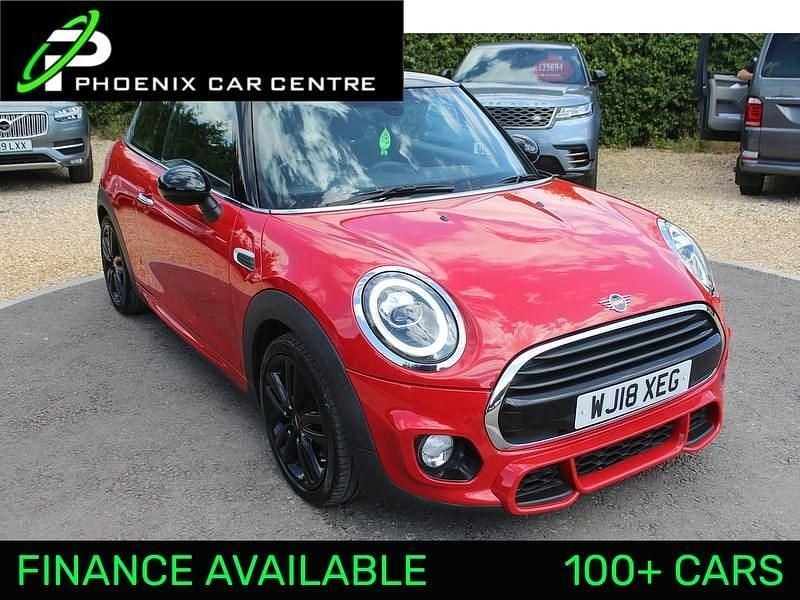 Chili red Used 2018 Mini Cooper Hatch Hatchback | £9,795 (Good price) - Image 1/2